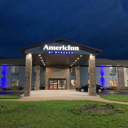 AmericInn by Wyndham Prairie du Chien Exterior foto