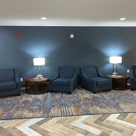 AmericInn by Wyndham Prairie du Chien Exterior foto
