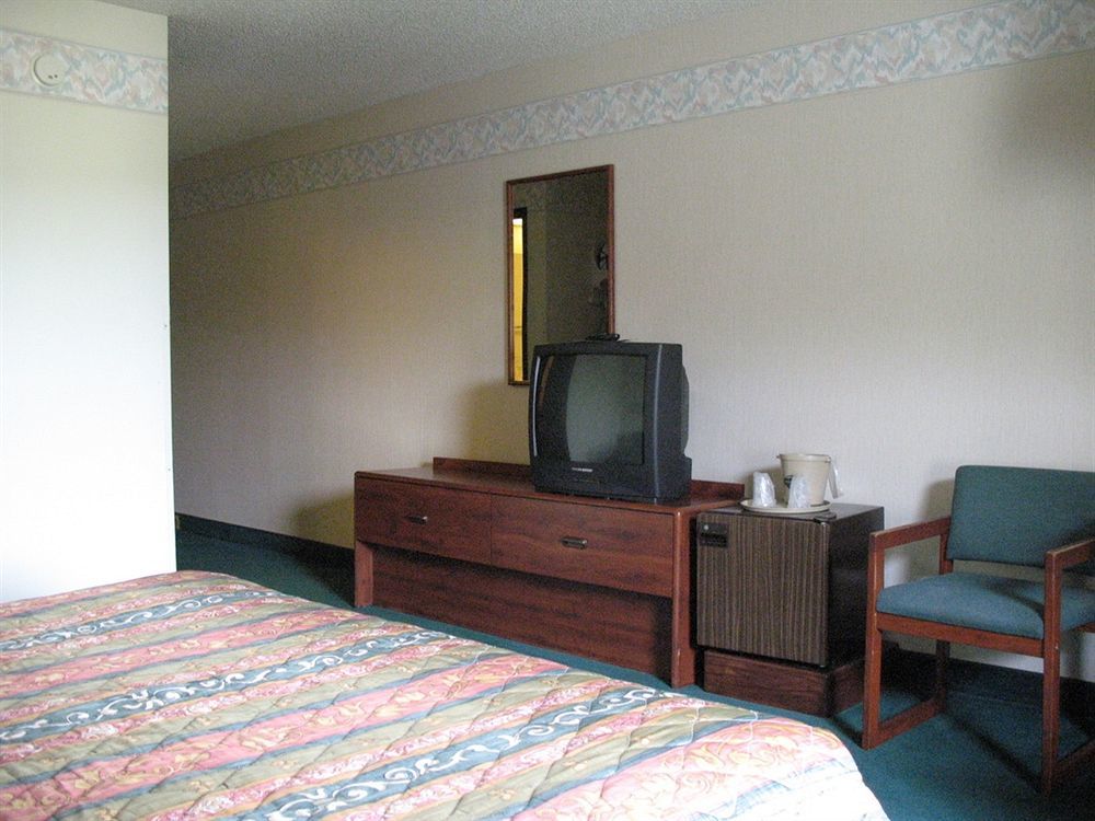 AmericInn by Wyndham Prairie du Chien Exterior foto