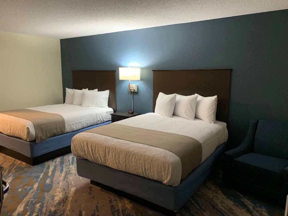 AmericInn by Wyndham Prairie du Chien Exterior foto